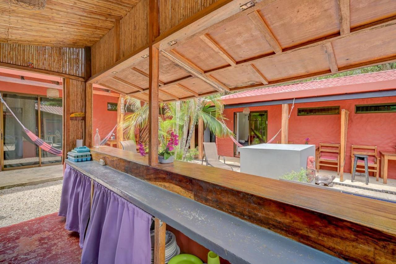 Hotel Mahayana Tamarindo Exterior foto